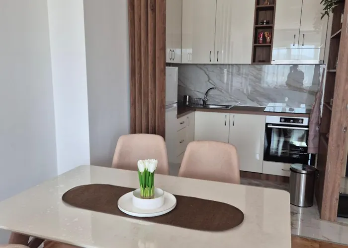 Moj Kutak * 兹拉蒂博尔